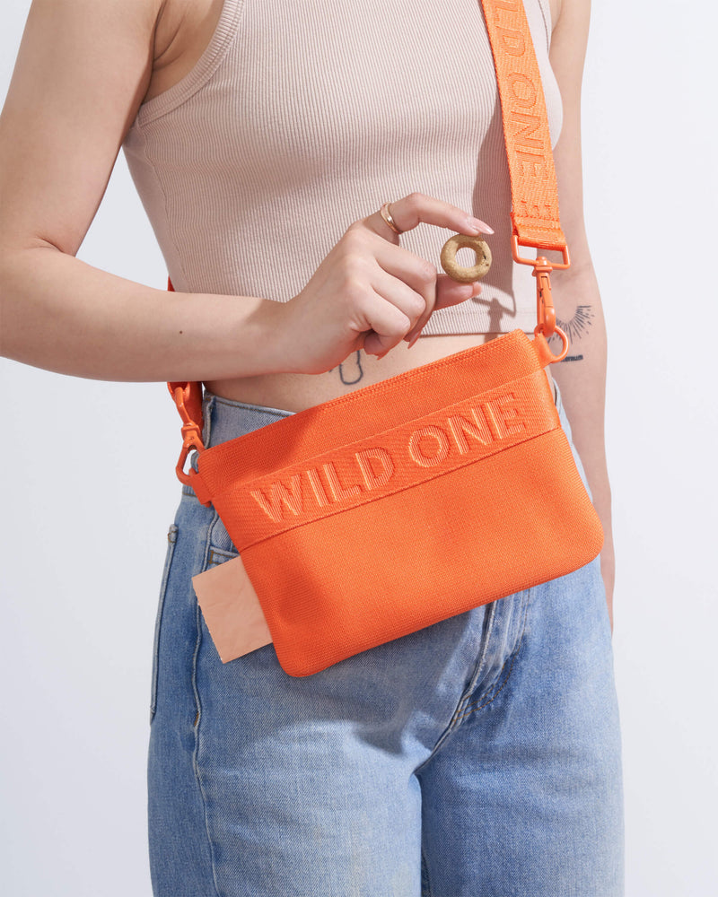Wholesale New Design Travel Functional Multi-Pocket Crossbody Bag